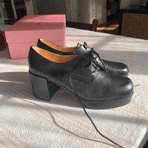 Intentionally Blank Albany Black Platforms